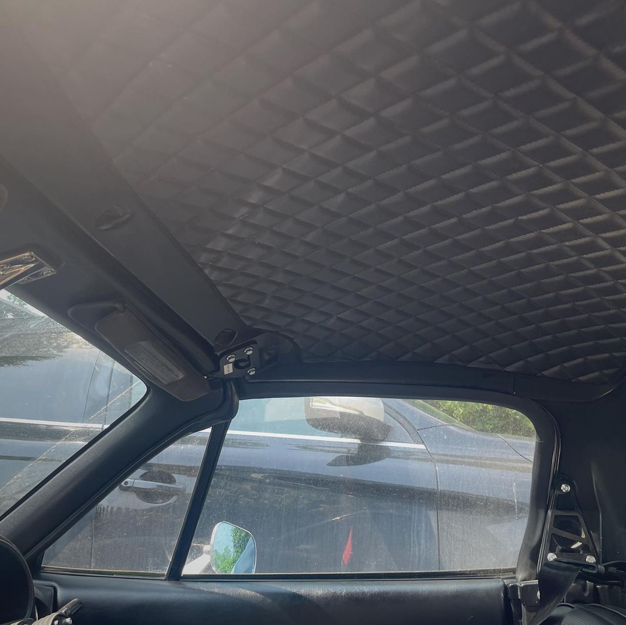 Minor improvements - DCN front hardtop mounts (best I’ve found) and Nakamae quilted liner (LOTS of adhesive Ve