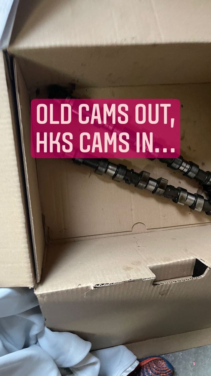 OLD CAMS OUT, HKS CAMS IN…