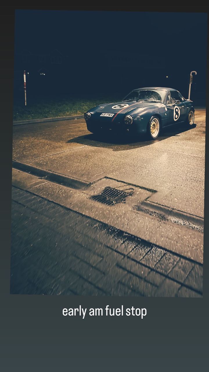 early am fuel stop