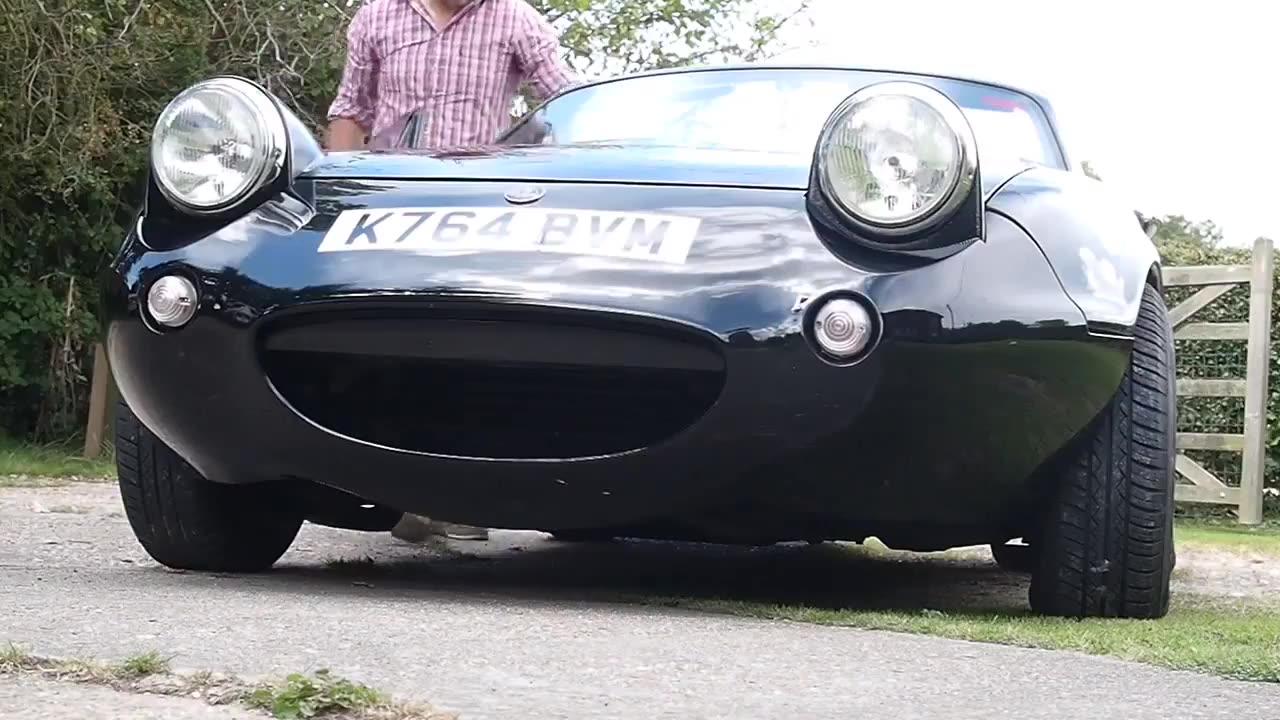The Frog-Eye. The 1st car I worked on myself — modded or upgraded pretty much everything bar the brakes. RIP.